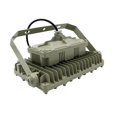 إضاءة LED مقاومة للانفجار قابلة للتخصيص توفر 16 ساعة وقت طوارئ مصممة للمناطق الخطرة والإعدادات الصناعية