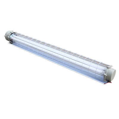 مصباح LED عالي السقف مقاوم للانفجار بقوة 135 لومن/واط، يتميز بغلاف قوي من الألومنيوم المصبوب لضمان السلامة الصناعية