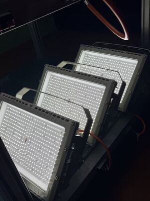 ضوء التفجير ضد الانفجار مصابيح الإضاءة LED 10-400 واط زاوية الضوء LED 120 درجة ATEX/IECEx