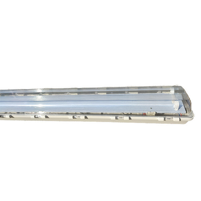 120-140° زاوية شعاع L00lm/w ضوء خطي مضاد للانفجار مع رقائق LED للمنطقة 1,2 و2122
