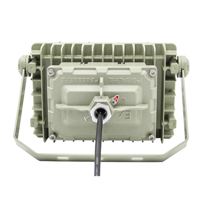 IP66 كفاءة عالية 135lm / w مضاد للانفجار أدى ضوء الفيضان مع سائق Meanwell