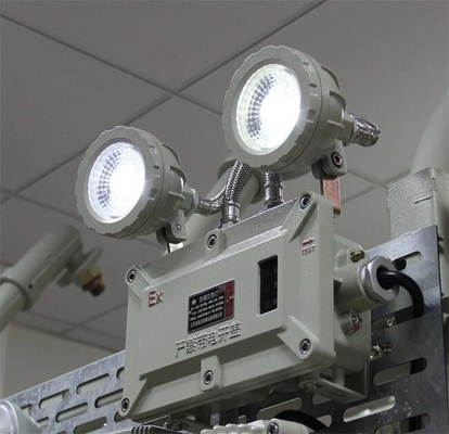 ضوء الطوارئ مزدوج 2 * 4.5W ضوء الطوارئ مضاء بالضوء ATEX مضاء بالضوء مضاء بالضوء