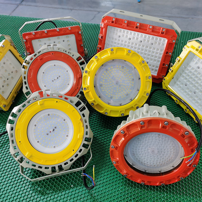 ضوء LED عالي الإضاءة مضاد للانفجار 100 واط - 240 واط معتمد من ATEX IECEx IP66