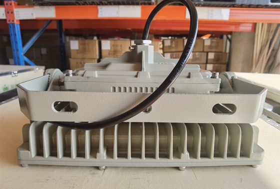 100W AC100-277V مضاد للانفجار مصباح الفيضانات LED المستخدمة للنفط والغاز والمناطق البتروكيماوية