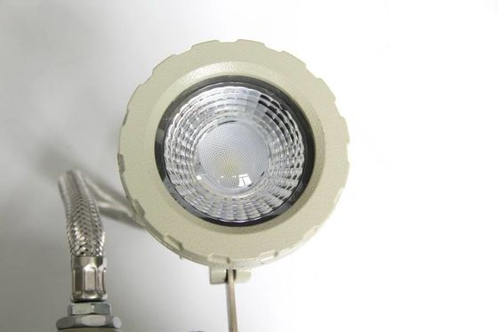 ضوء طوارئ مضاد للانفجار ومضاد للهب لتطبيقات بناء السفن والهندسة البحرية